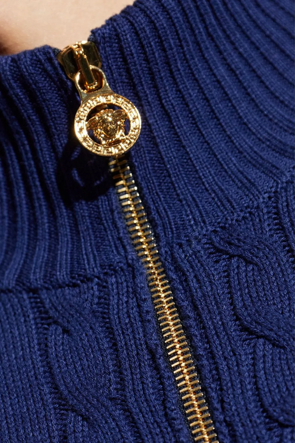 Stand-Up Collar Zipped Cardigan