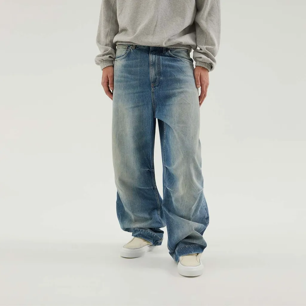 Relaxed Fit Jeans