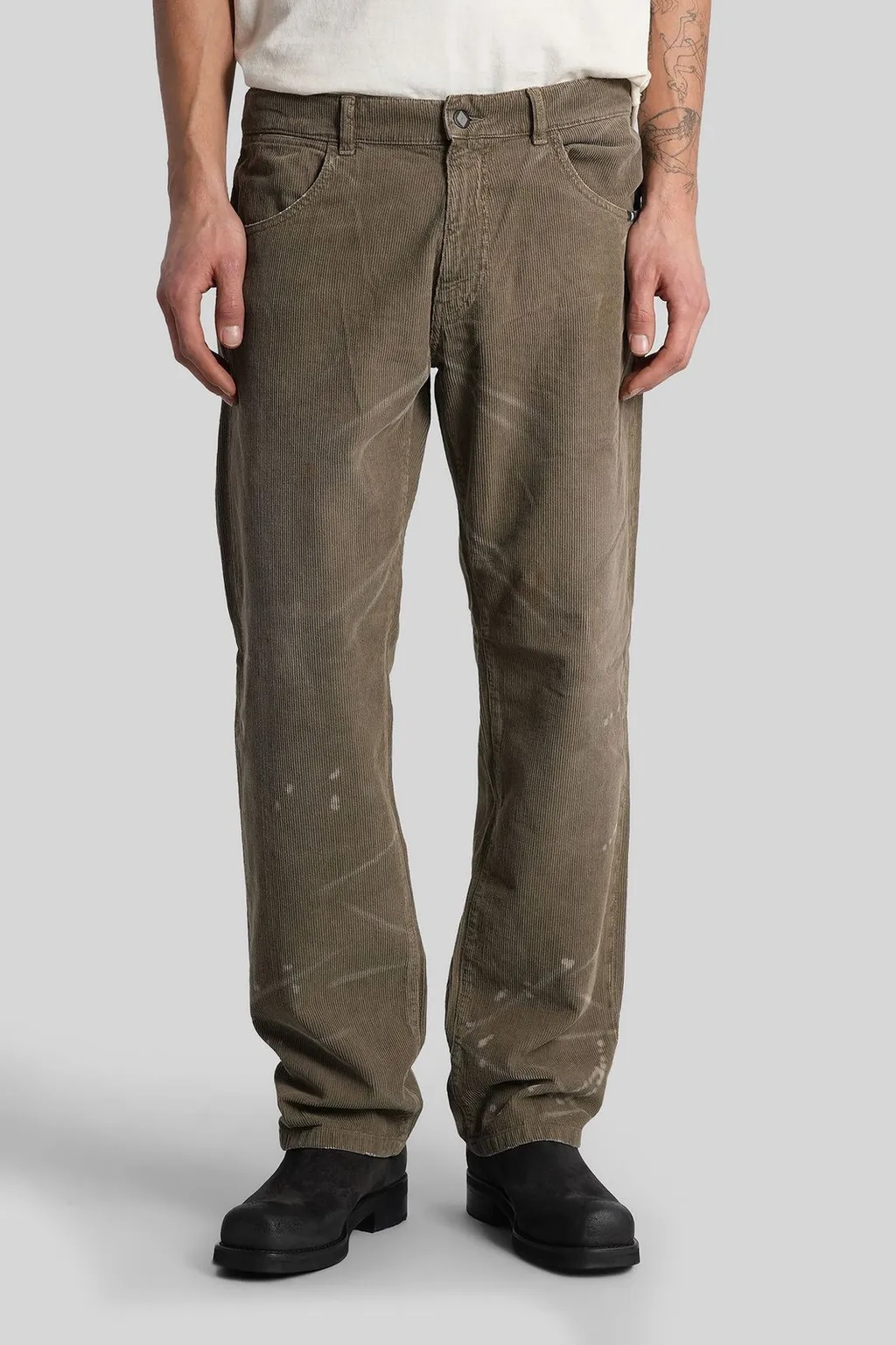 Mid-Rise Straight-Leg Jeans