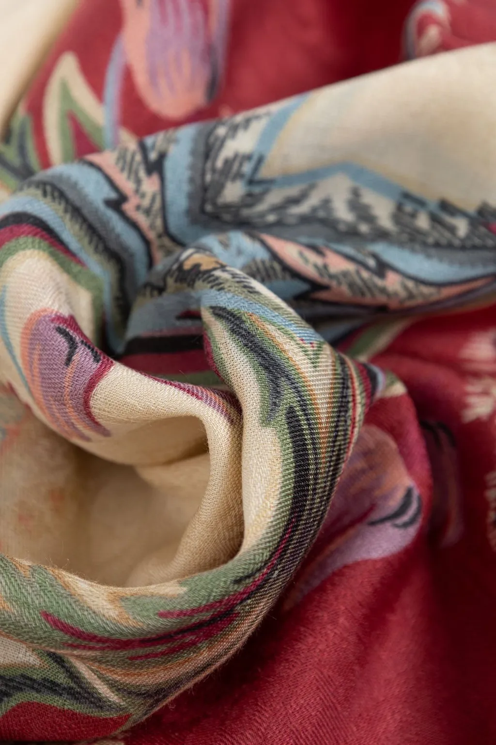 Patterned Frayed Edge Scarf