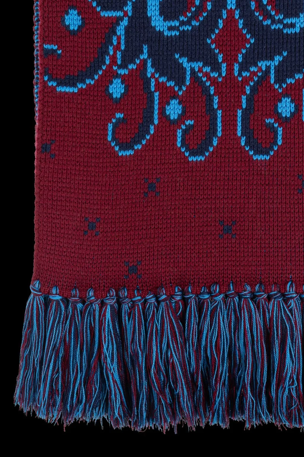 Patterned Fringed Scarf