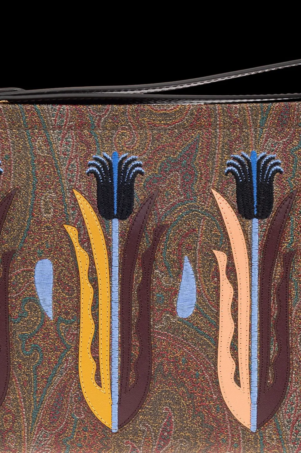 X Agostino Iacurci Medium Arnica Pouch