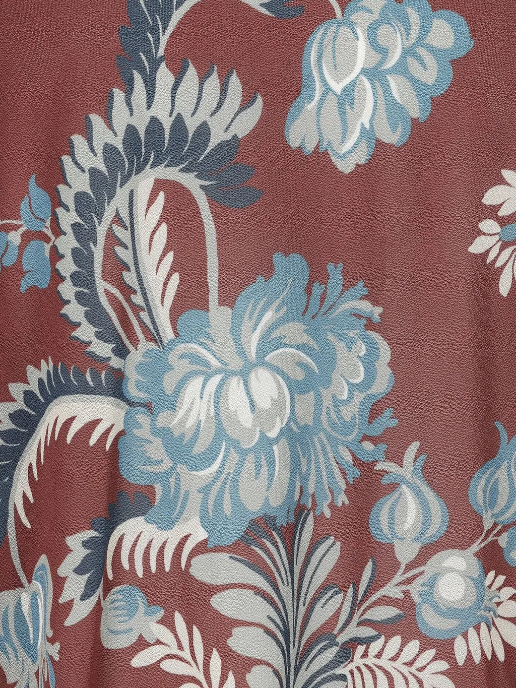 Floral Printed Curved Hem Shirt