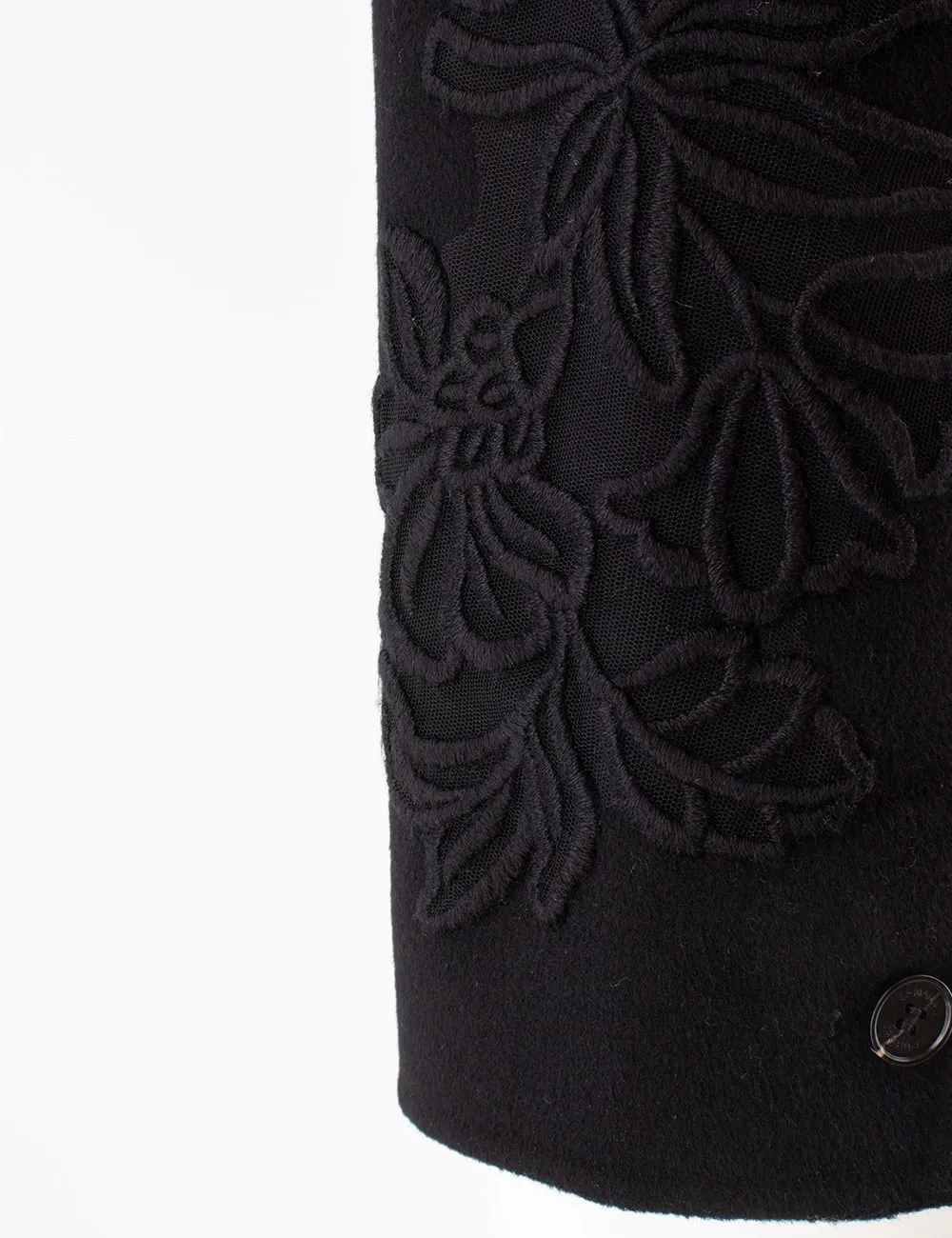 Embroidered Buttoned Jacket