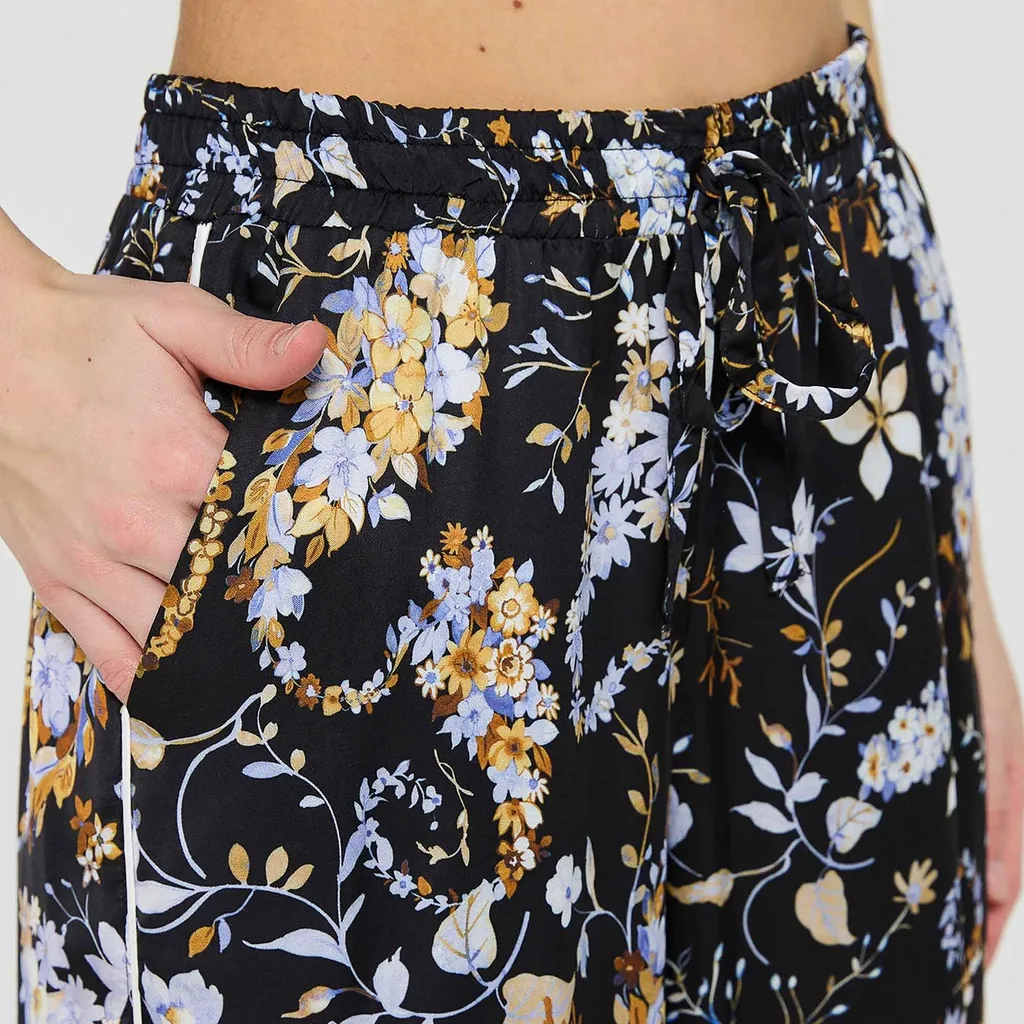 Floral Printed Drawstring Pants