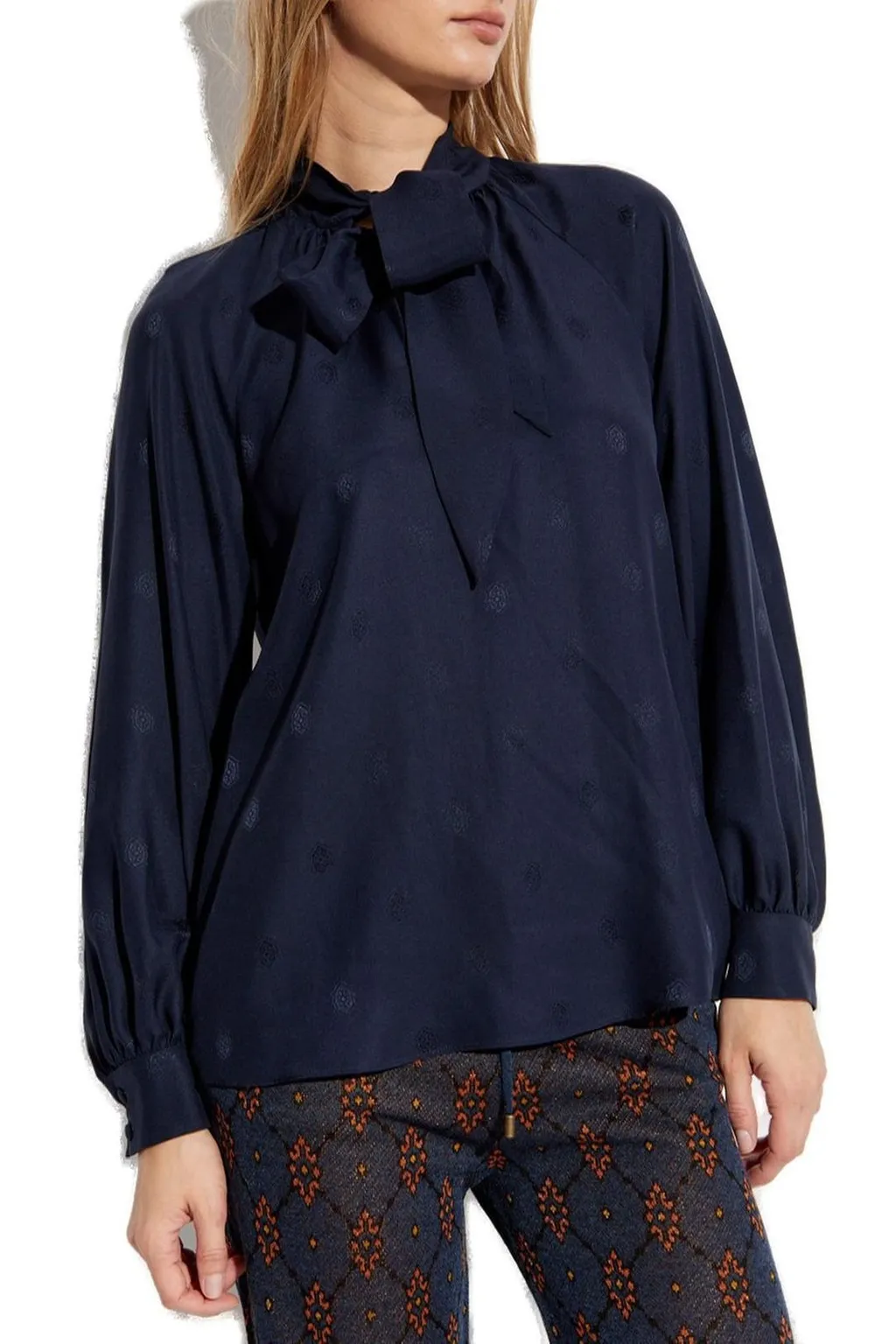 Tie Detailed Fluid Blouse