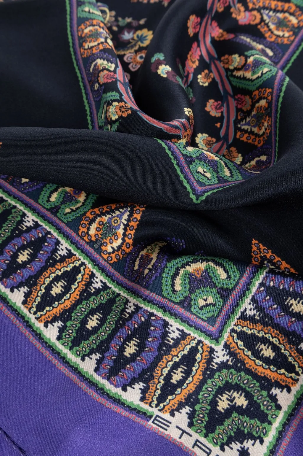 Paisley Patterned Scarf