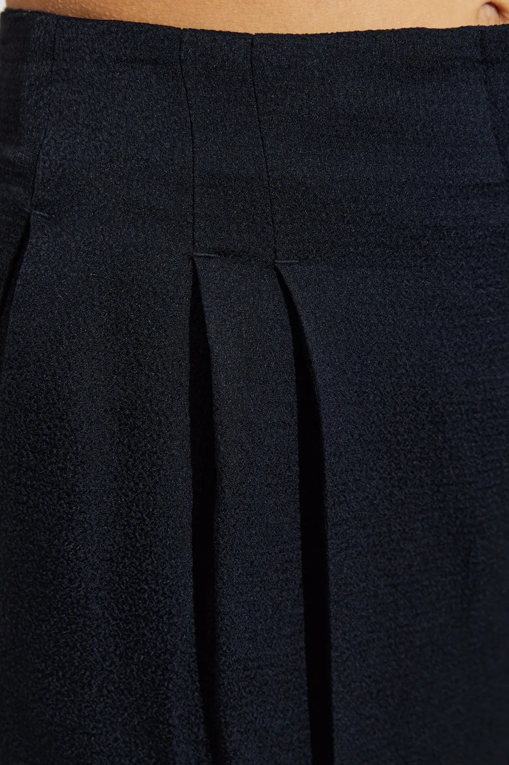 Wide-Leg Tailored Pants