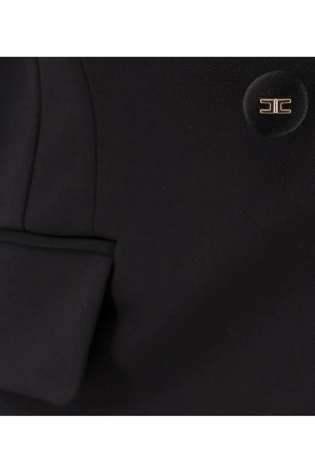 CrÊPe Jacket