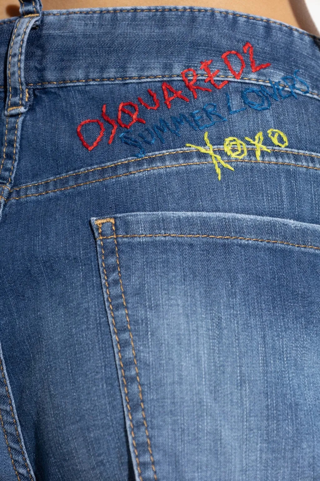 Summer Lovers Medium Wash Traveller Jeans