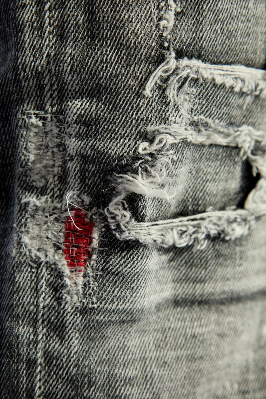 Distressed Skinny Jeans