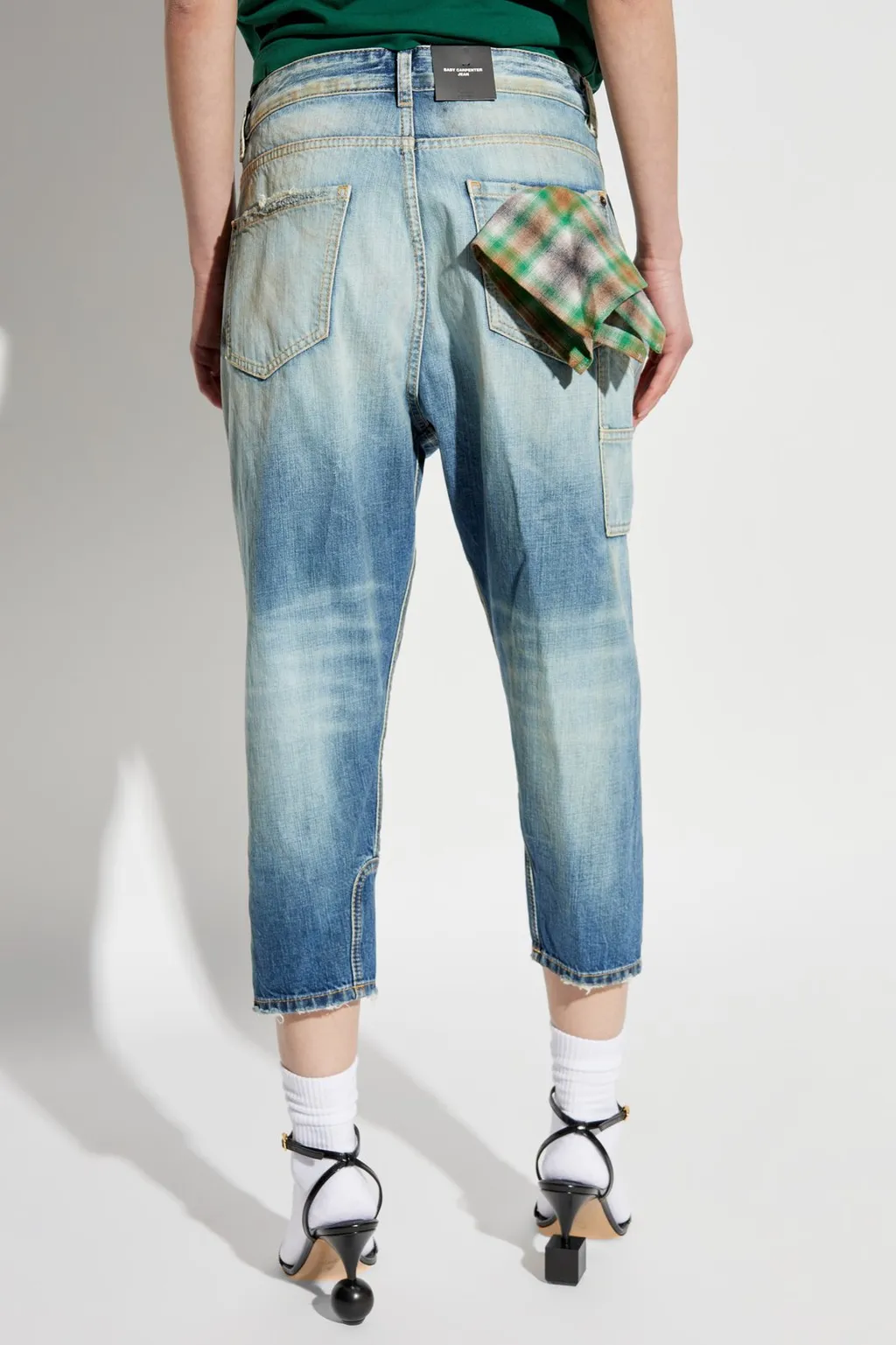 Distressed Cropped Jeans