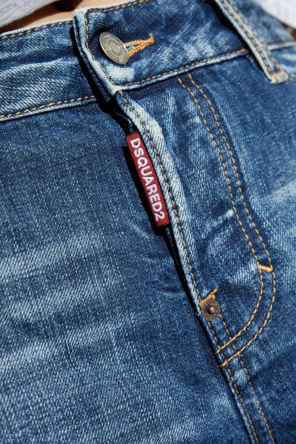 Distressed Cropped Jeans