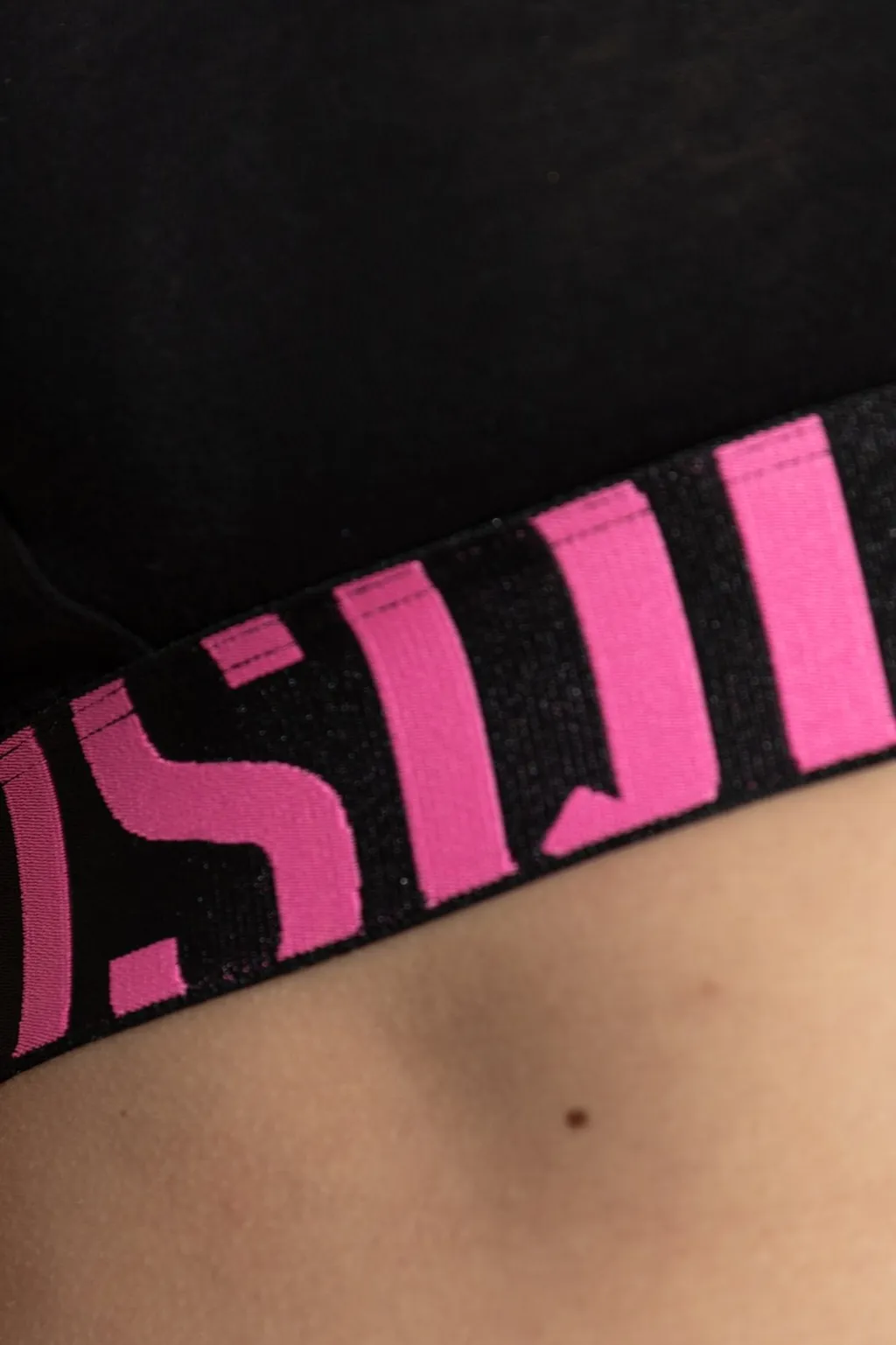 Logo Underband Sleeveless Bra