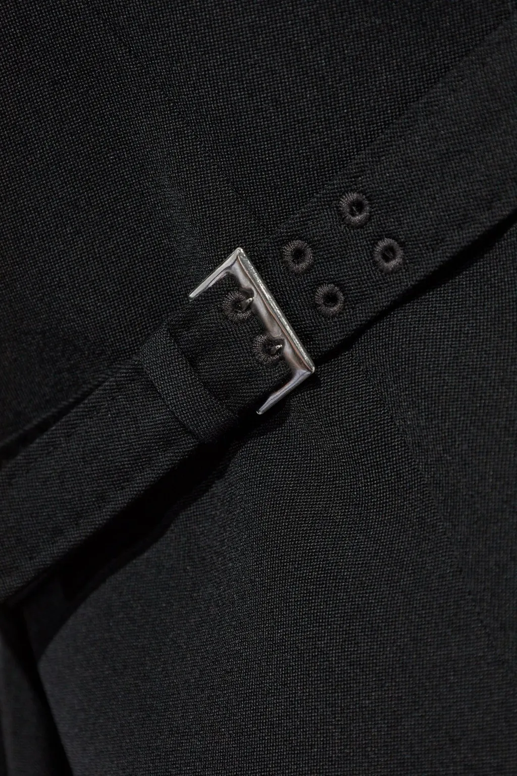 Long-Sleeved Single-Breasted Tailored Blazer