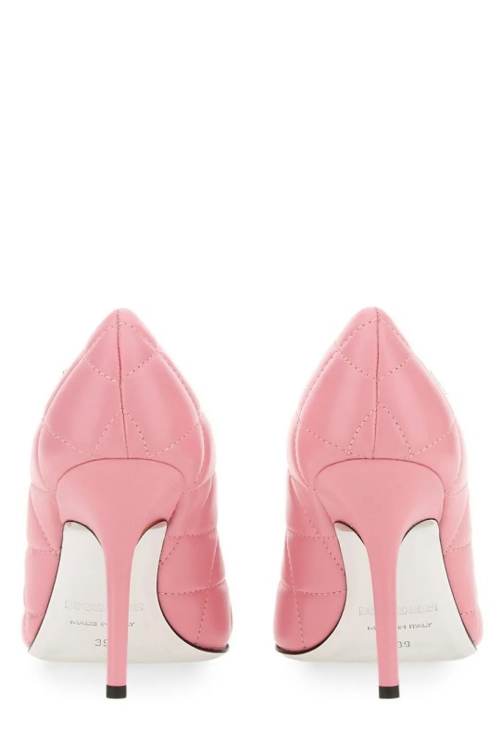 D2 Plaque Quilted Pumps