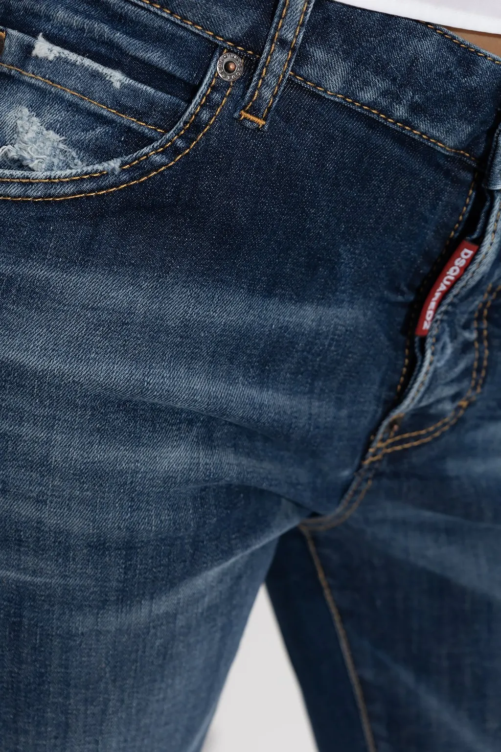 Distressed Cropped Jeans