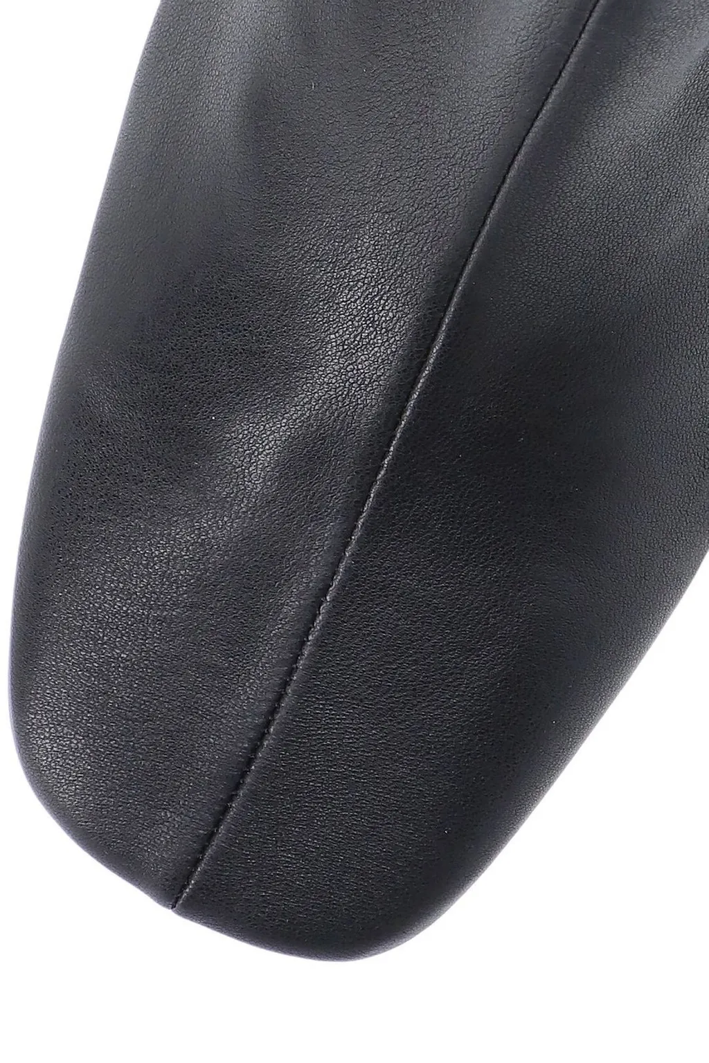 Zip-Up Pointed Toe Boots