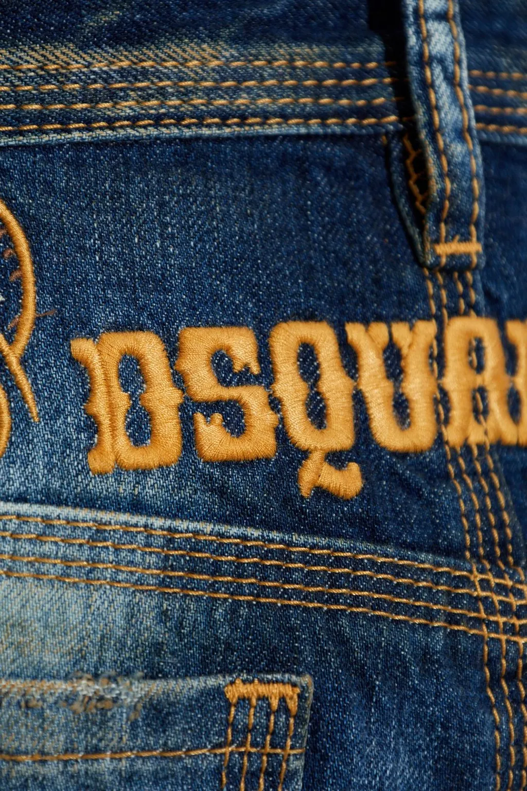 Distressed Traveller Jeans