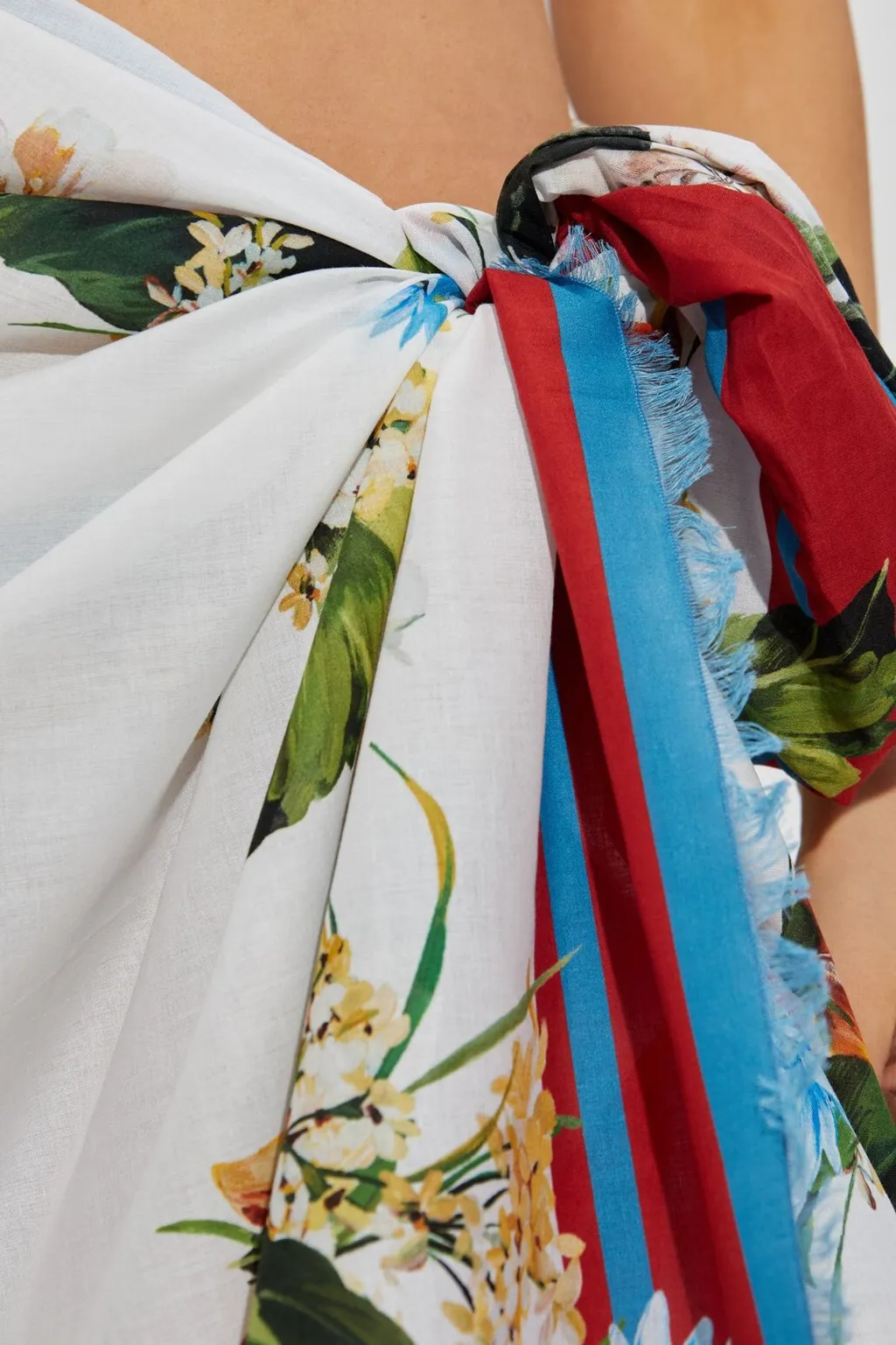 Floral Motif Pareo