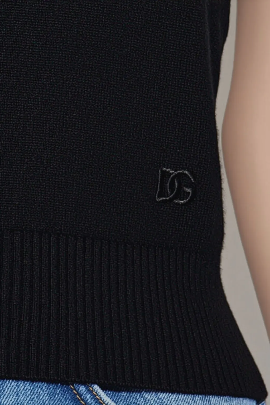 Dg Embroidered Knitted Top