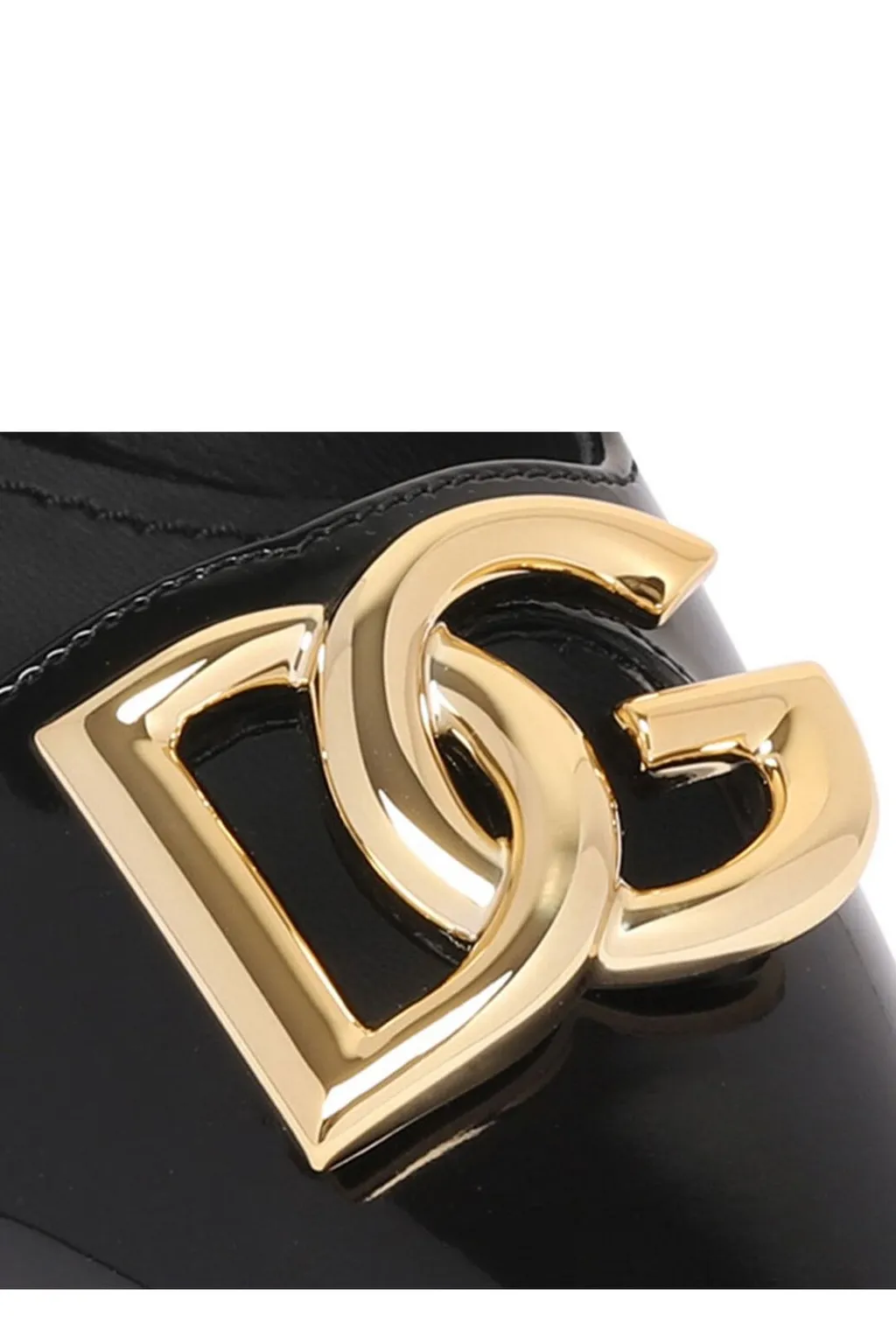 Logo Plaque Pointed Toe Pumps
