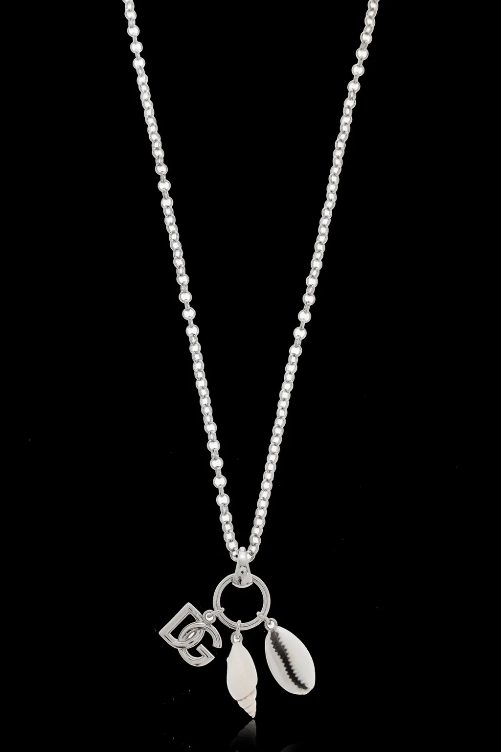 Pendant Detailed Necklace