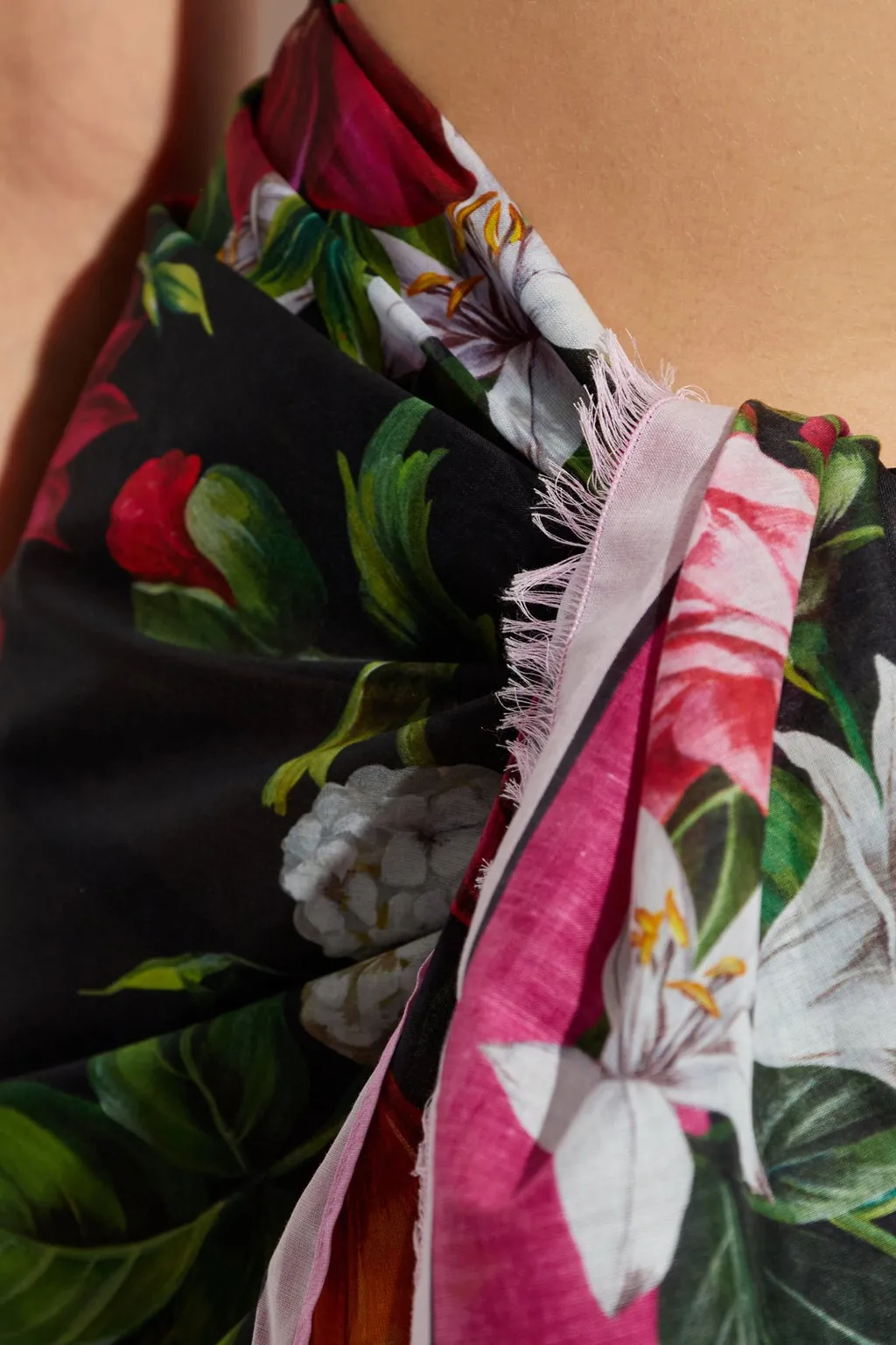 Floral Motif Pareo