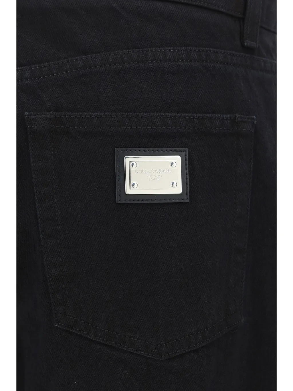 Logo Plaque Boyfriend Jeans