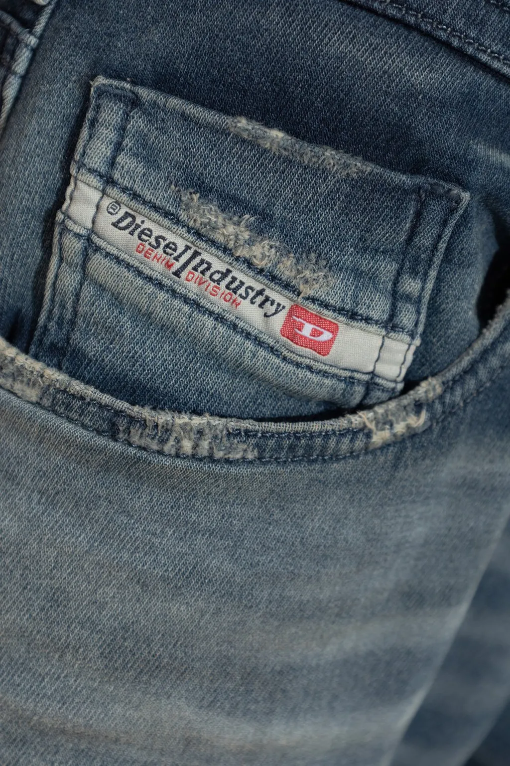 2034-D-Krailey Drawstring Jogger Jeans