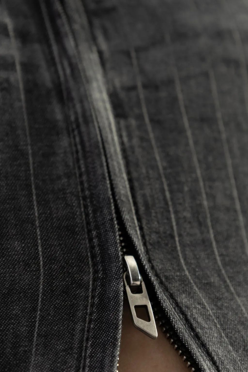 De-Nessi-S Zipped Tank Top