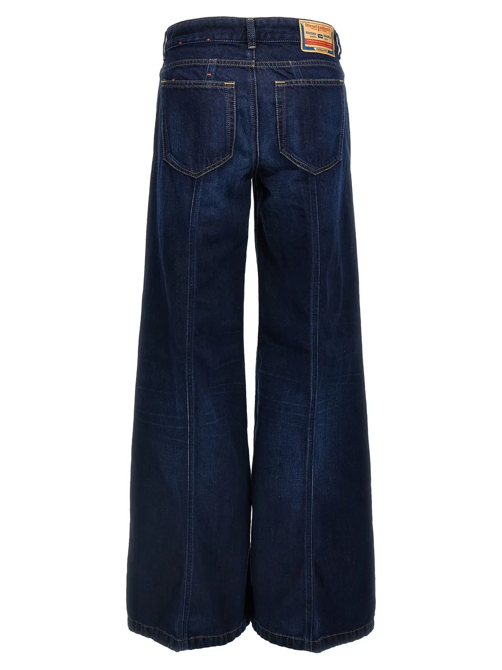 D-Akii L32 Flared Jeans