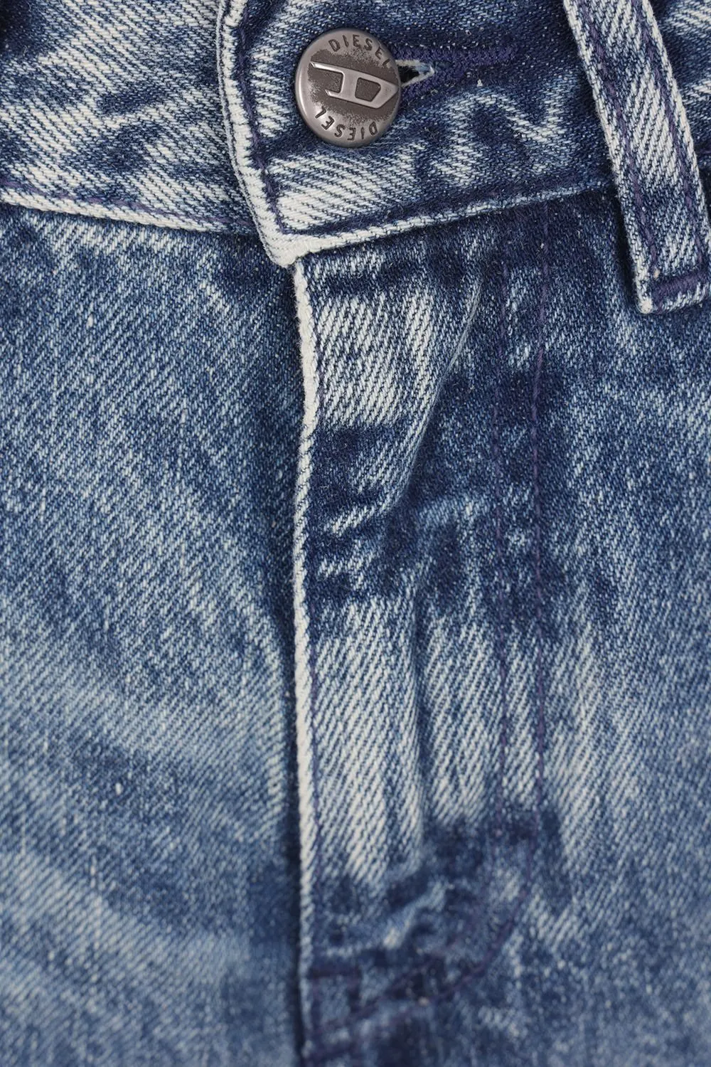Logo Patch Wide-Leg Jeans