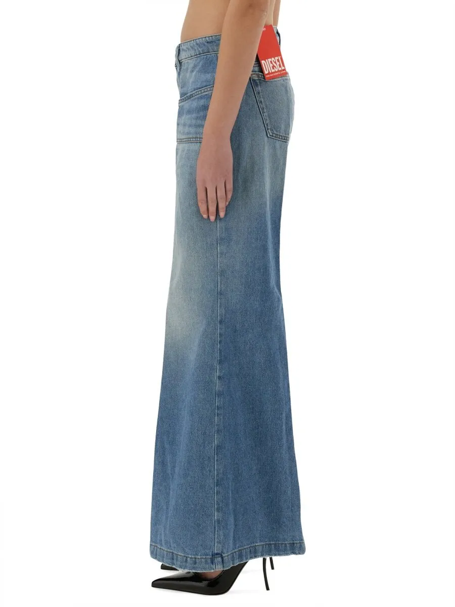 D-Akii Flared Jeans