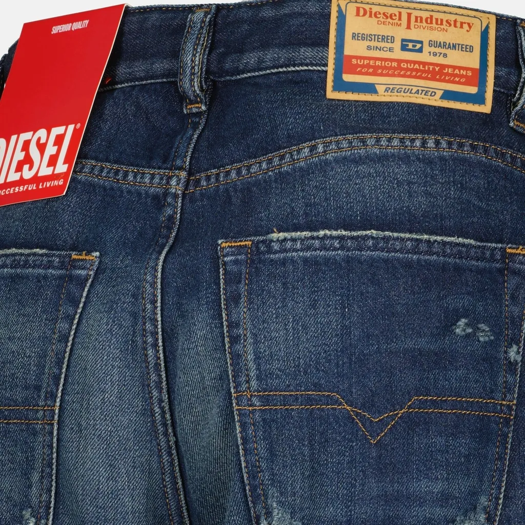 1996 D-Sire Distressed Jeans
