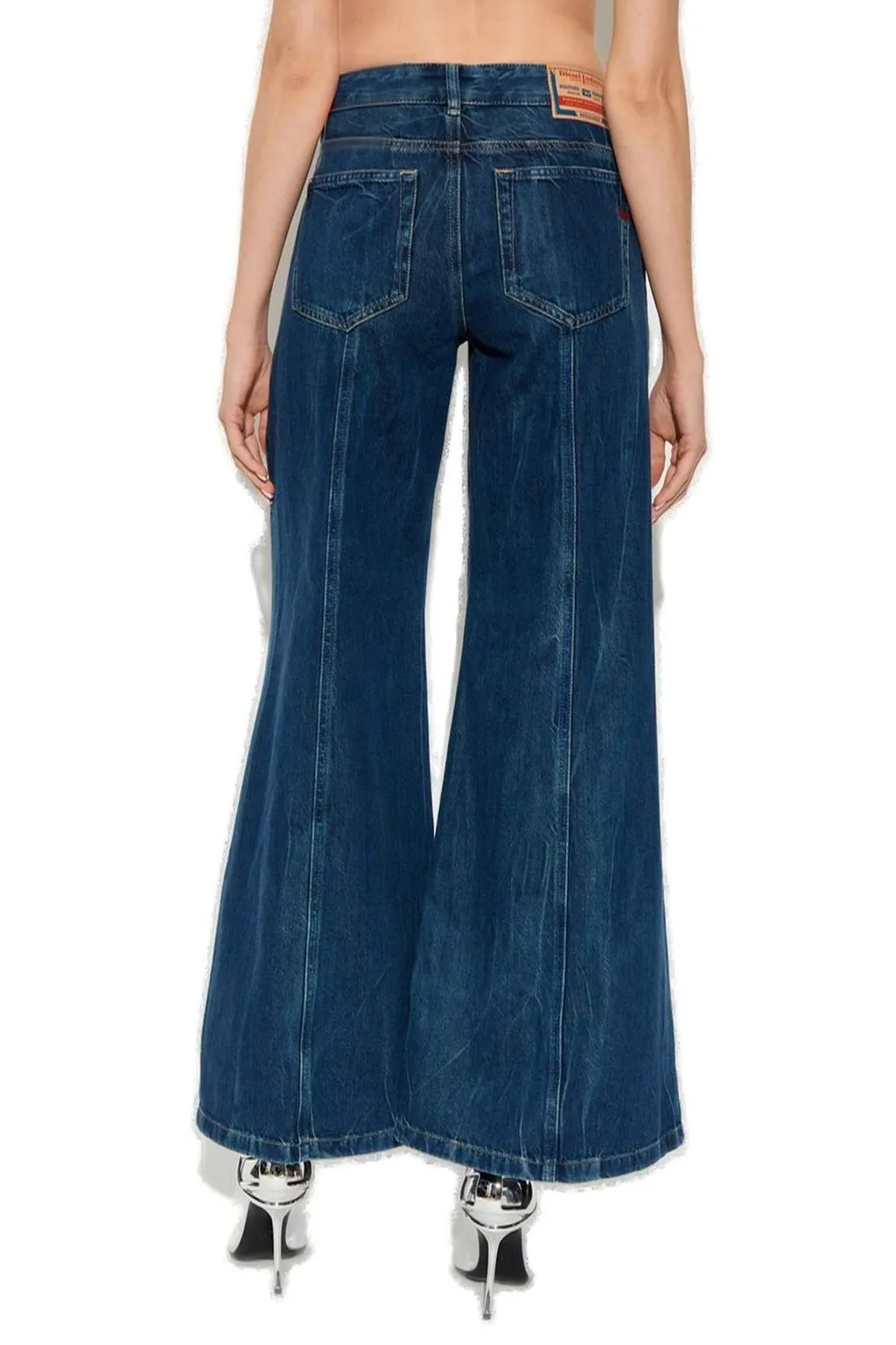 D-Akii Flare Jeans