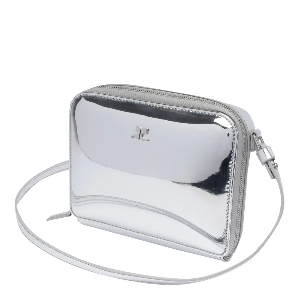Cloud Chained Logo Plaque Shoulder Bag