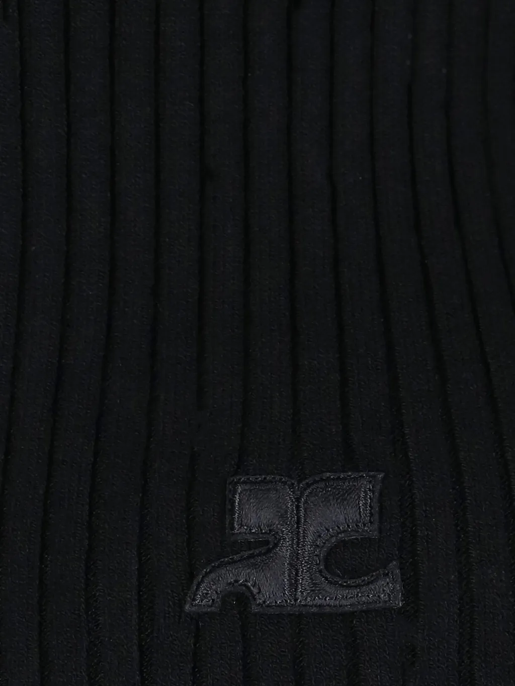 Long Sleeved V-Neck Jumper