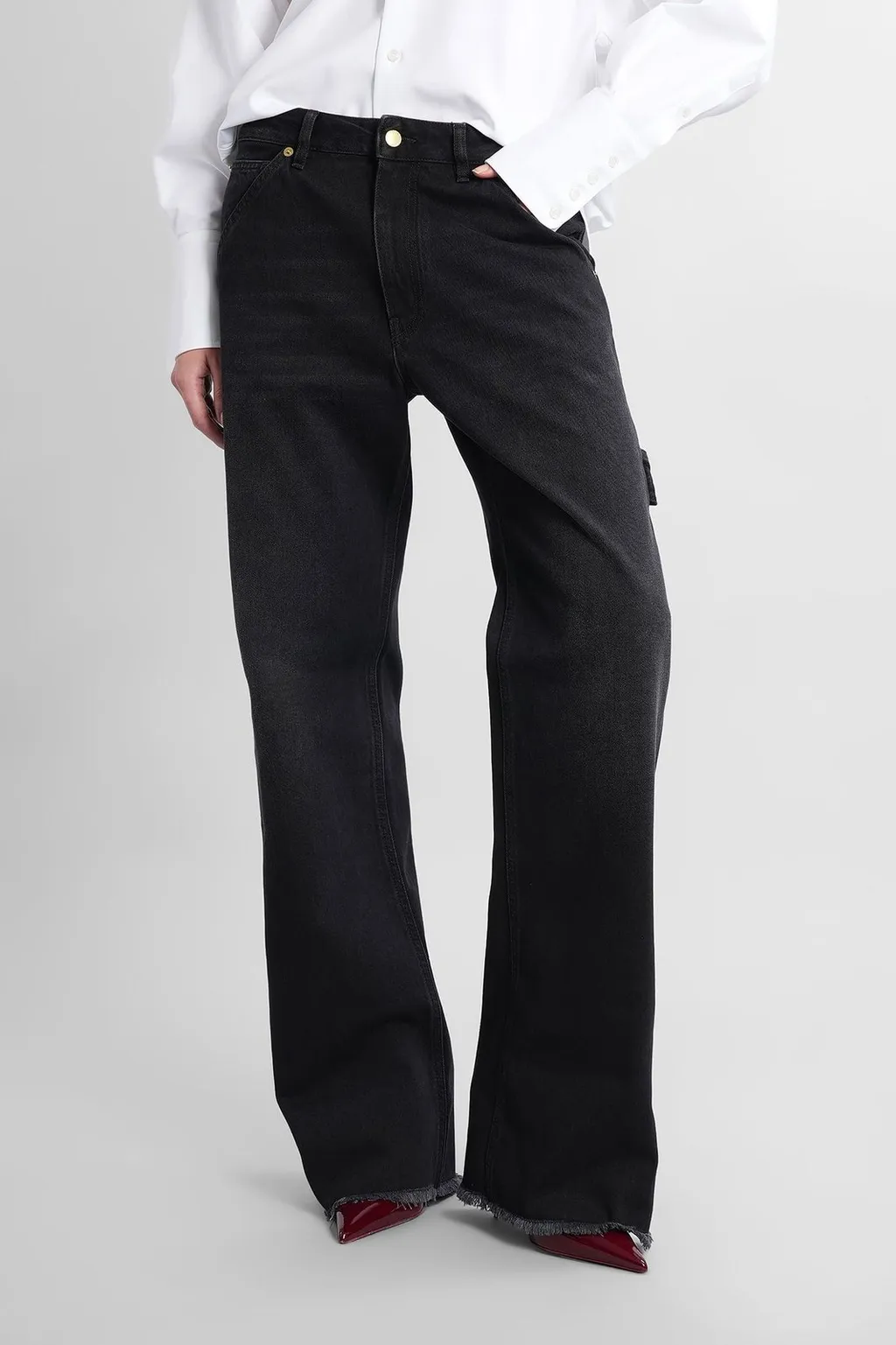 Lara Relaxed Fit Carpenter Jeans