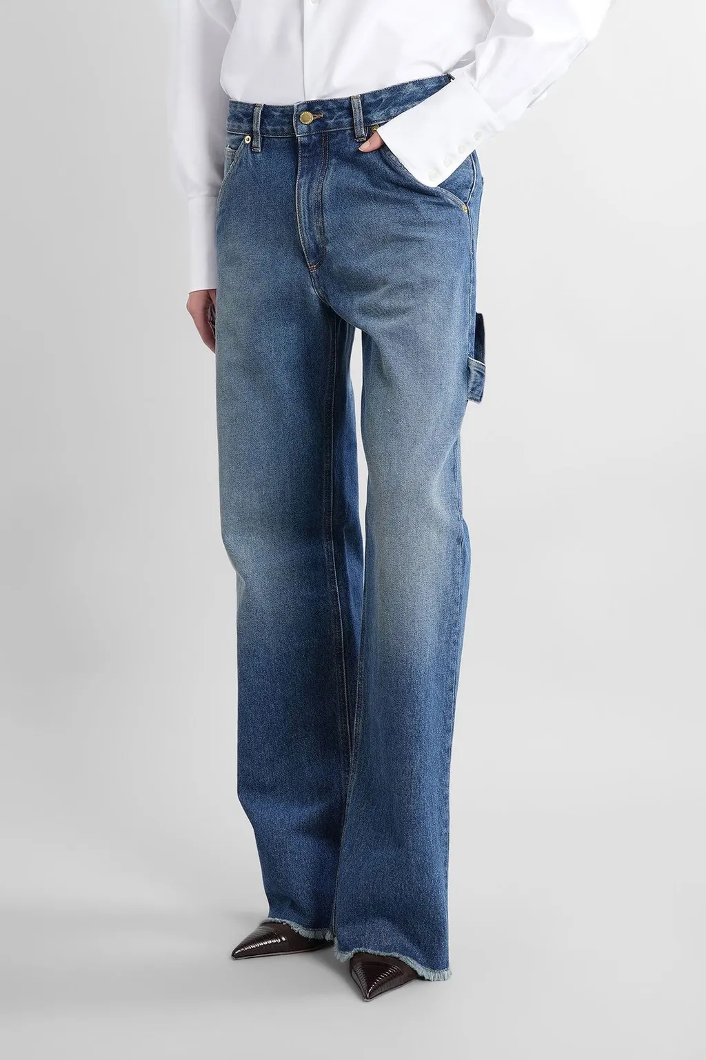 Lara Relaxed Fit Carpenter Jeans