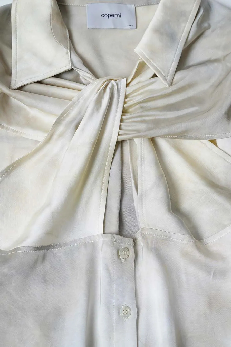 Buttoned Twist-Detail Shirt