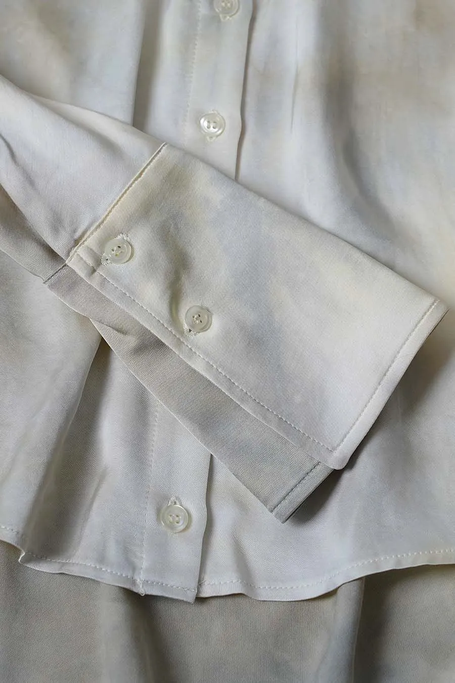 Buttoned Twist-Detail Shirt