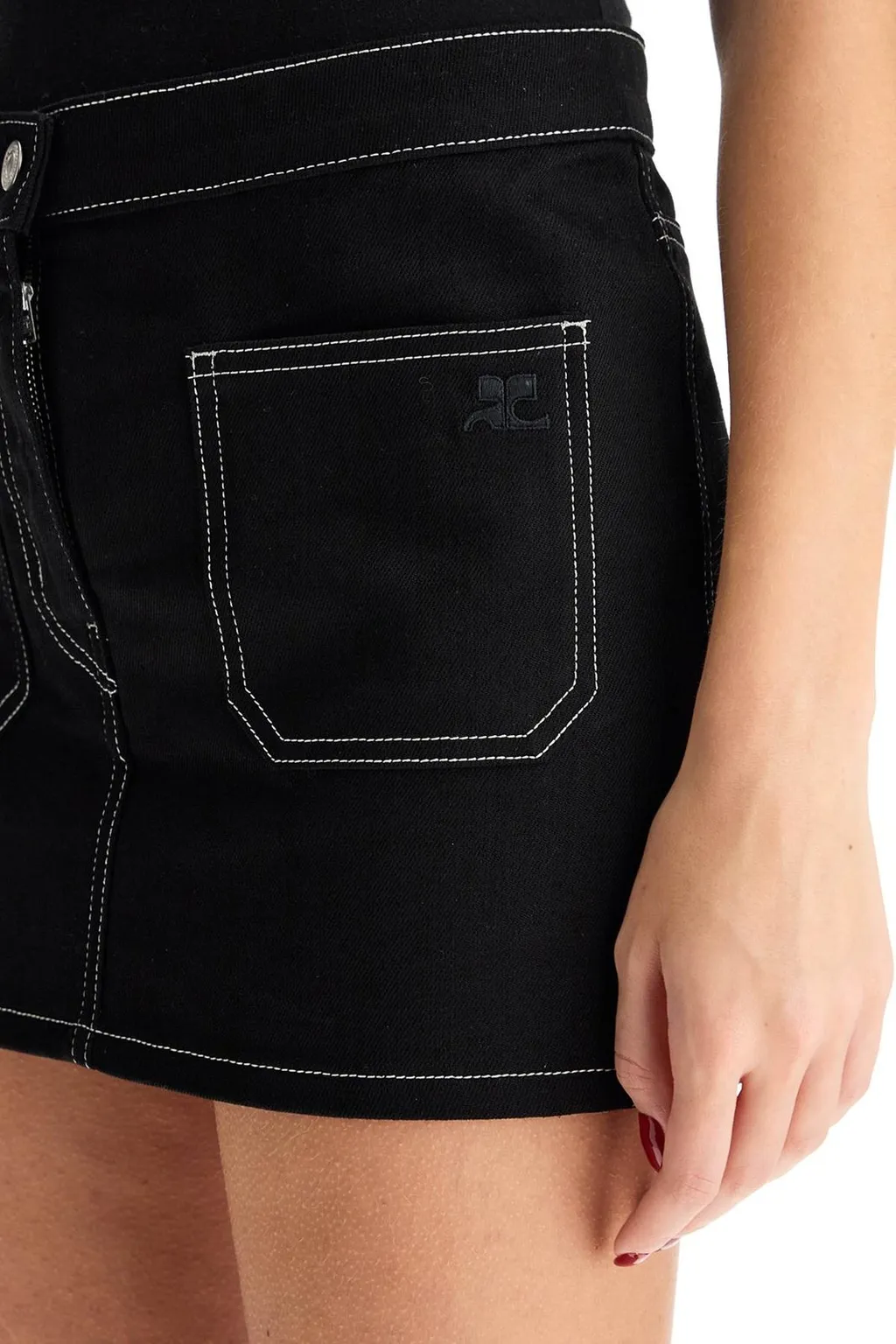 2-Pocket Topstitched Denim Mini Skirt