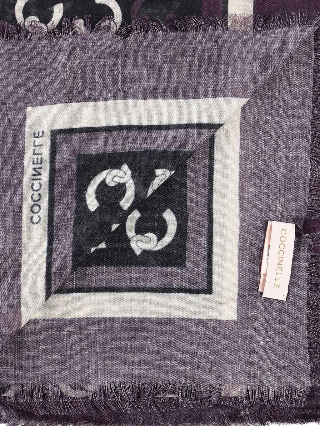 Pattern-Printed Scarf