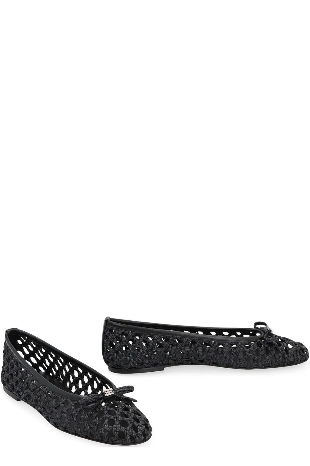 Interwovened Round Toe Flat Shoes