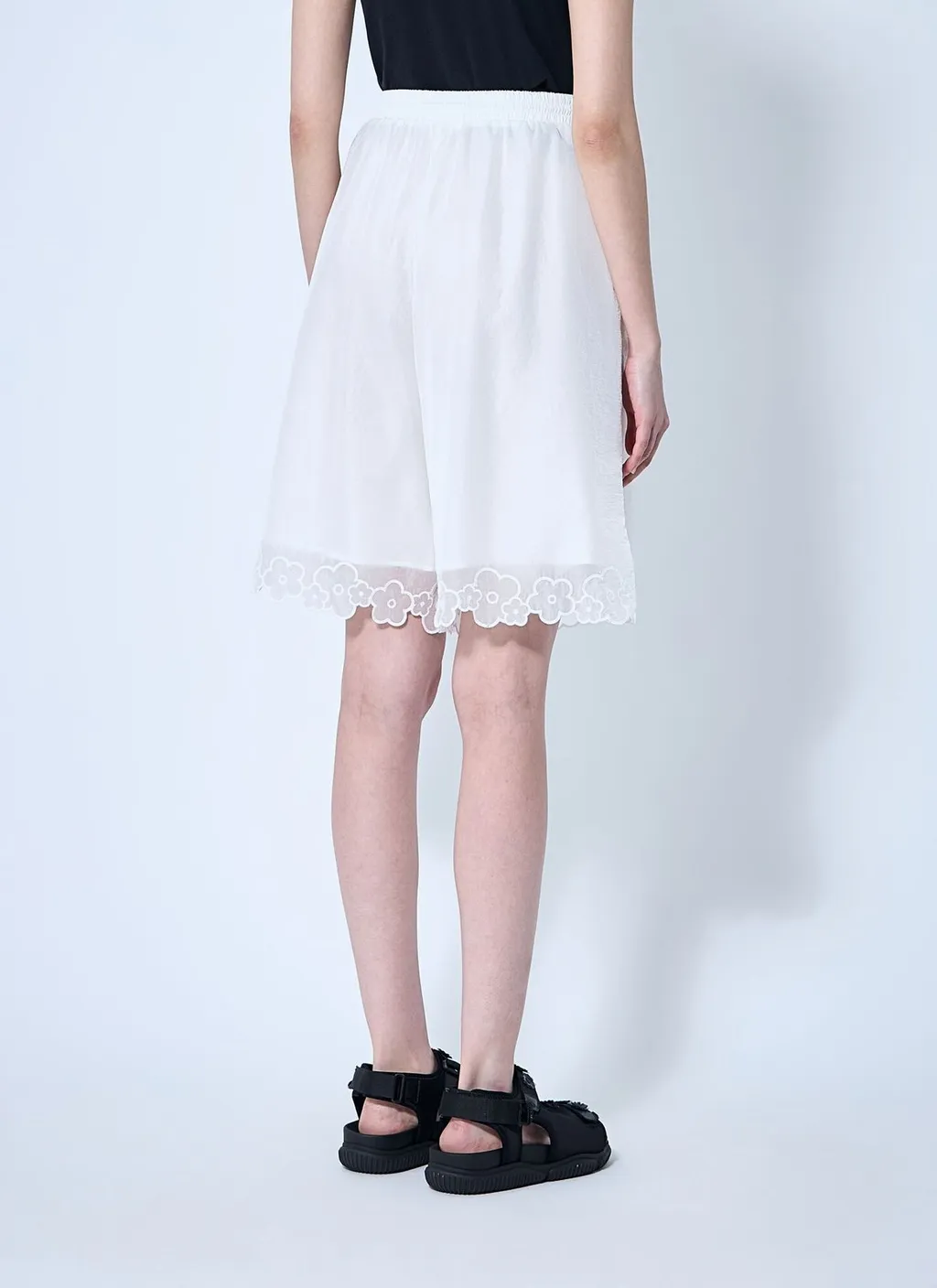 Arya Lace Trim Shorts