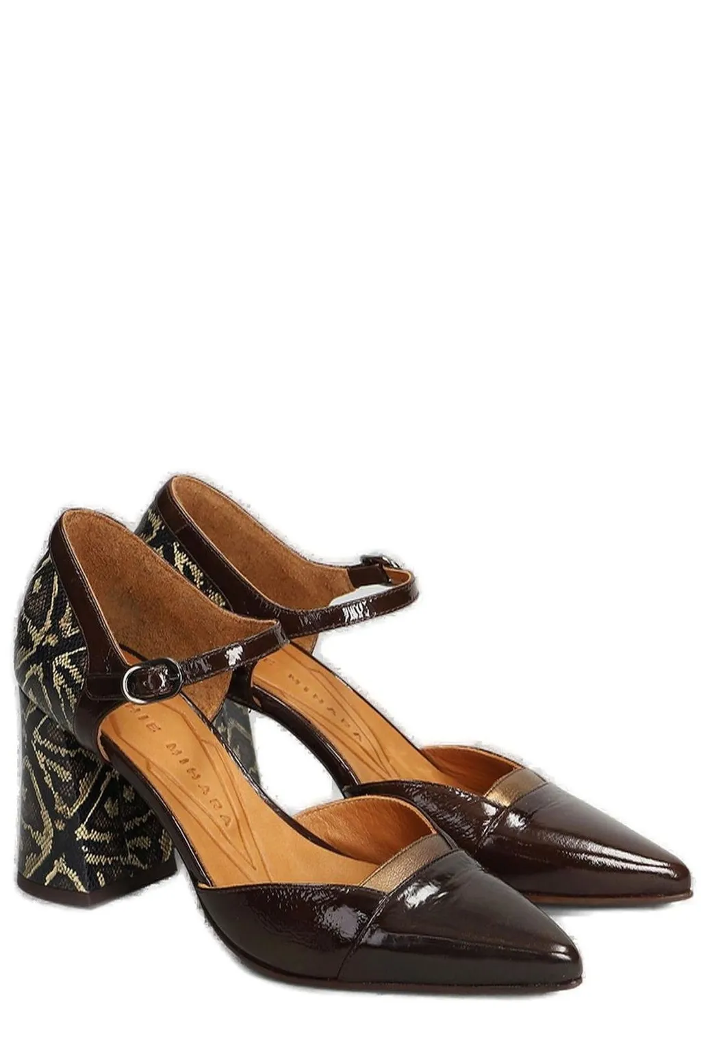 Luer Pointed Toe Pumps