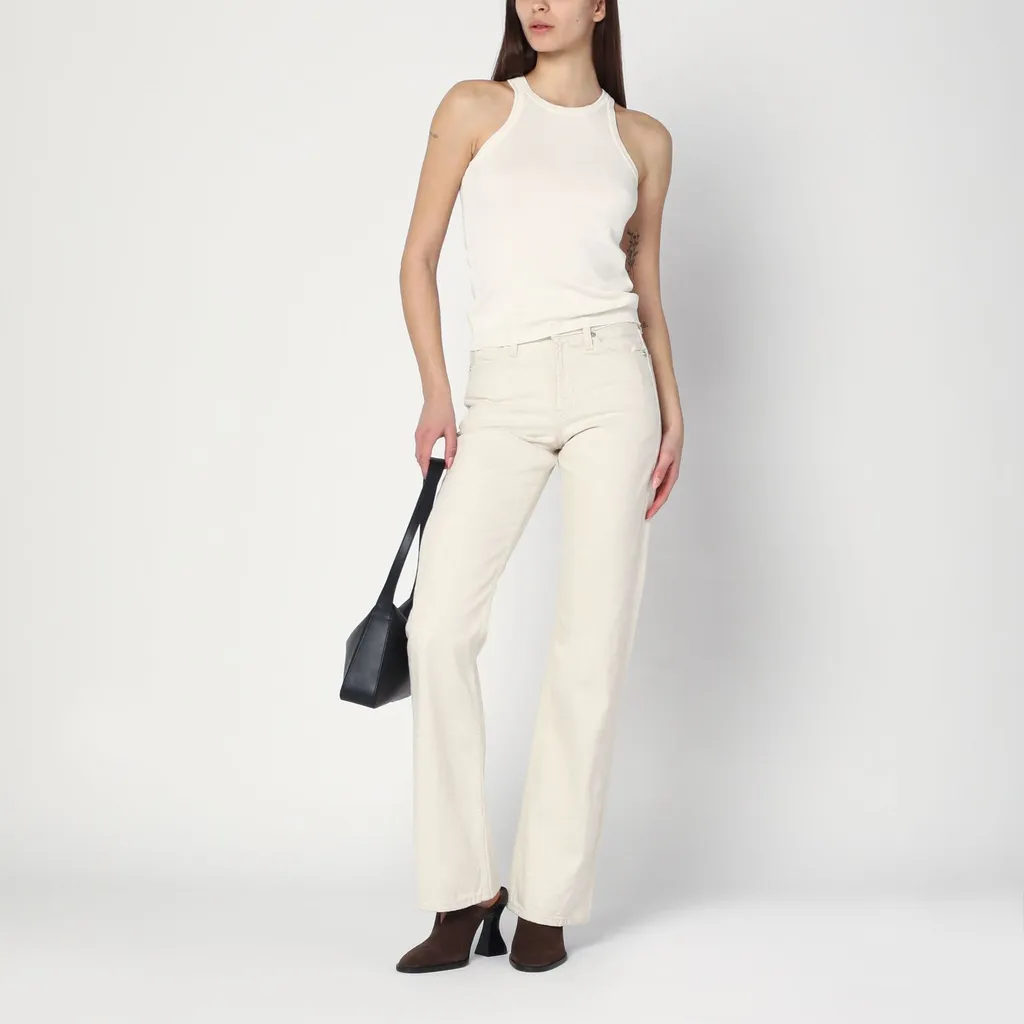 Wide-Leg Jeans