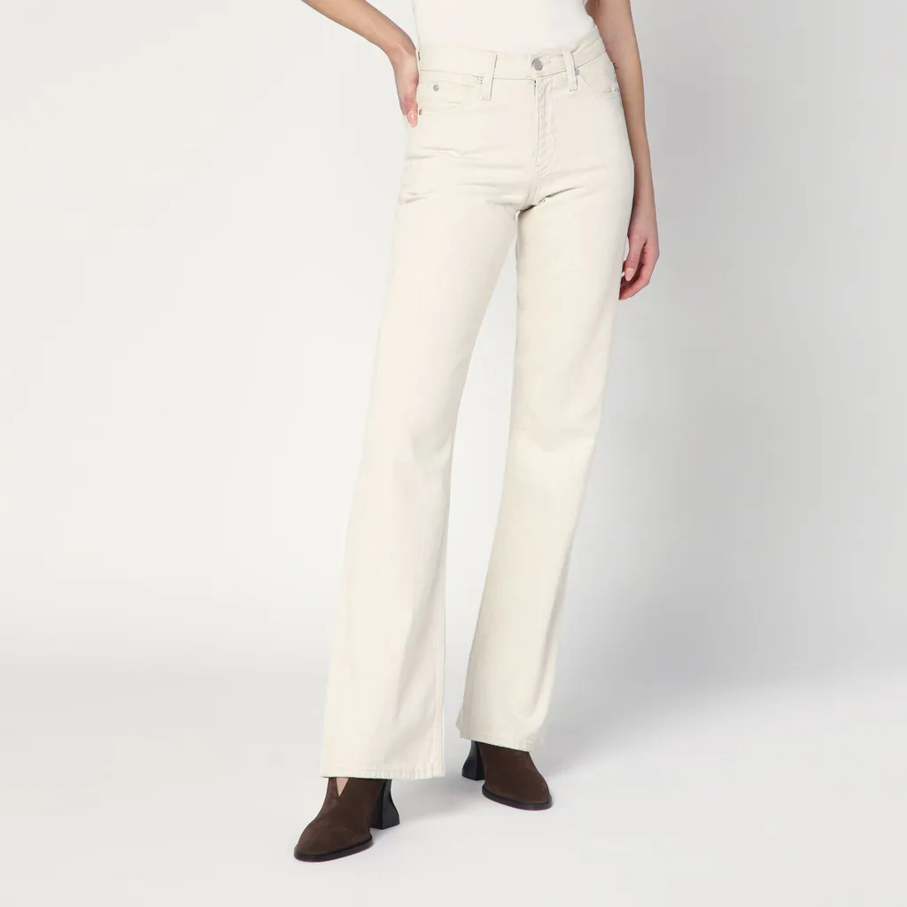 Wide-Leg Jeans