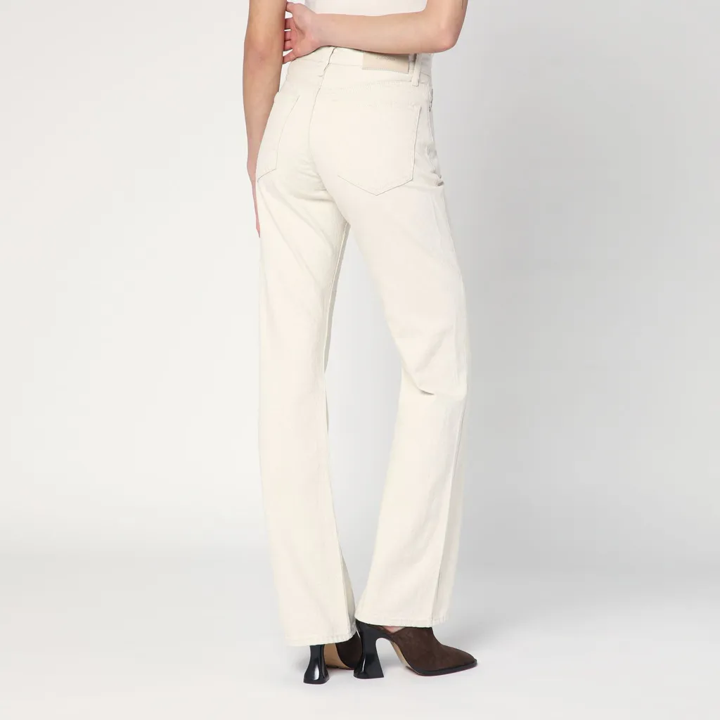 Wide-Leg Jeans